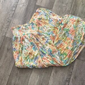 NWOT Floral Billabong Pants